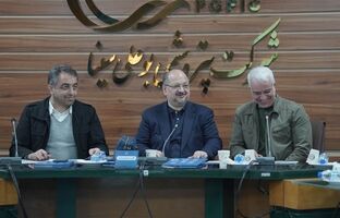 هدف‌گذاری هلدینگ خلیج‌فارس برای تأمین منابع مالی خارجی/ ضرورت مولدسازی منابع مازاد شرکت‌ها/ بهره‌گیری از تجربه پیش‌کسوتان صنعت پتروشیمی