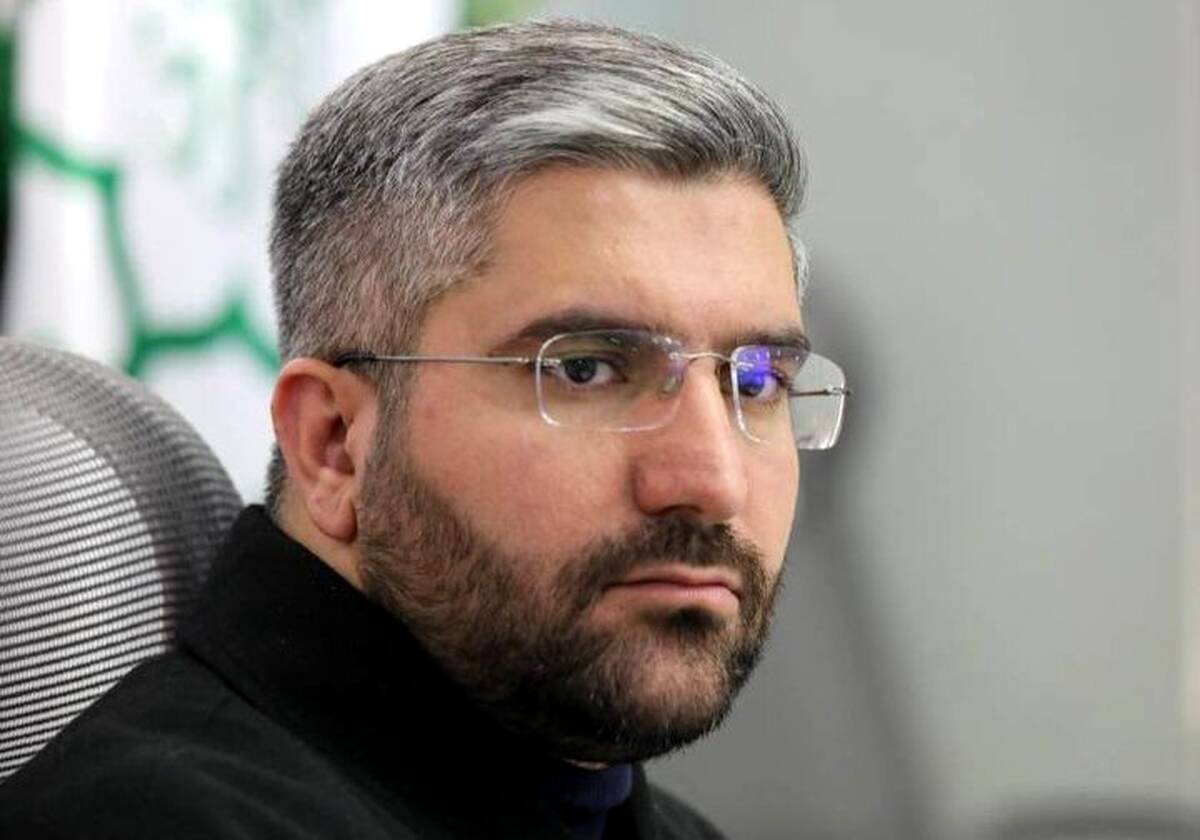 بزرگترین جشن انقلاب اسلامی با آذین‌بندی ۴ کیلومتری در منطقه۱۳/ رونمایی از سردیس شهید افروز