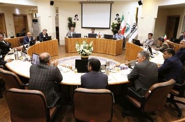 در جبهه صنعت؛ دوشادوش جبهه وطن