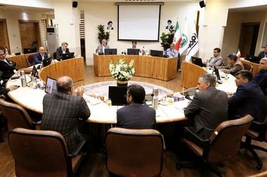 در جبهه صنعت؛ دوشادوش جبهه وطن