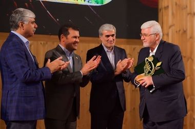 رشد درآمد عملیاتی بانک پاسارگاد در مهرماه۱۴۰۴