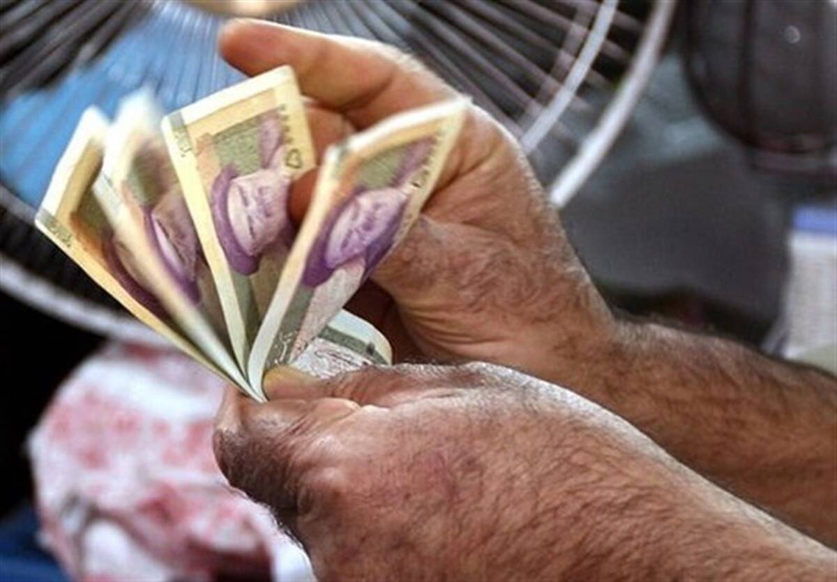  بررسی مزد سال آینده کارگران؛ معاون وزیر کار: فعلاً زود است