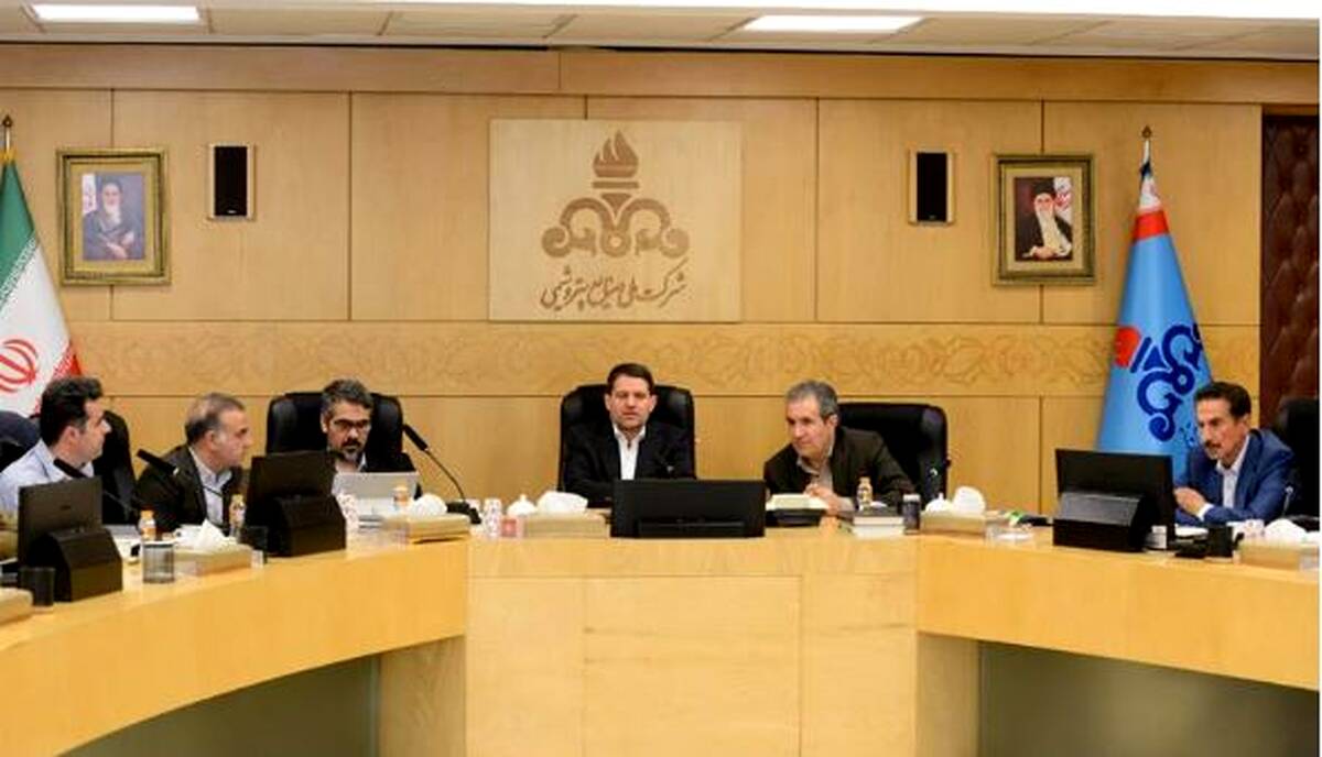 تامین نیازهای صنایع پایین دستی با بازیابی مجتمع‌های پتروشیمی و تسهیل واردات