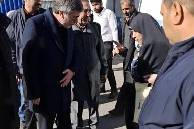 مشتریان رکن اصلی بیمه ایران هستند