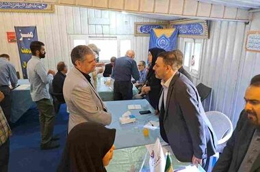 تجلیل بانک ایران‌ زمین از کادر درمان به مناسبت روز پزشک