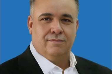 افتتاح ساختمان شهدای خدمت در بانک ملی ایران