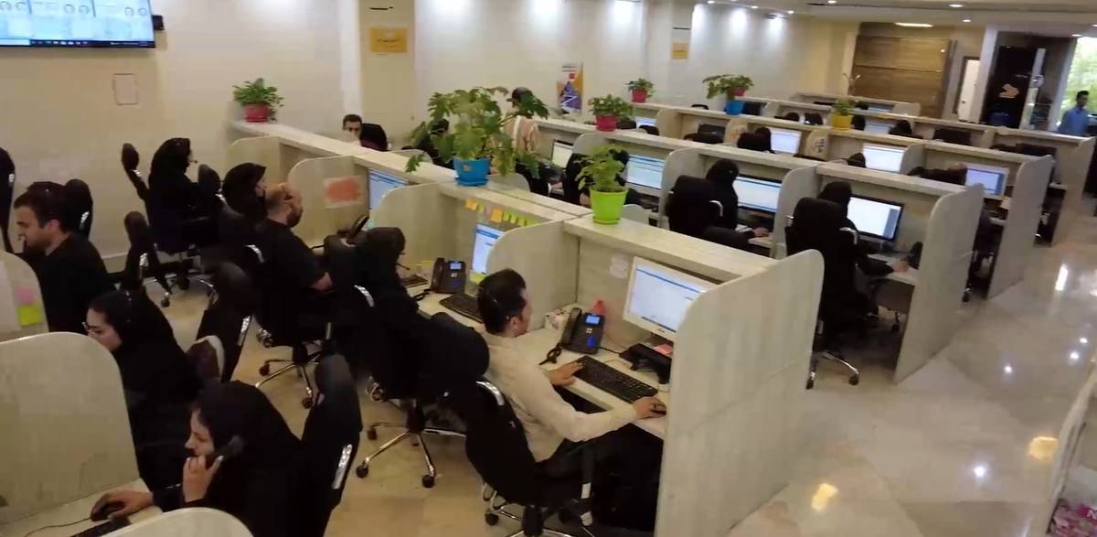 پاسخگویی به ۱۲ هزار و ۸۰۰ تماس مشتریان بانک ملی ایران در روزهای جنگ تحمیلی