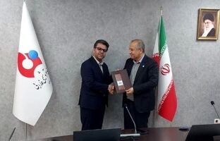 آئین تکریم و معارفه سرپرست شرکت پتروشیمی فارابی برگزار شد