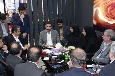 تاکید نماینده رئیس‌جمهور بر رفع موانع توسعه نیروگاه‌های خورشیدی در صنایع معدنی /حمایت دولت از شتاب‌دهی به احداث نیروگاه‌های تجدیدپذیر