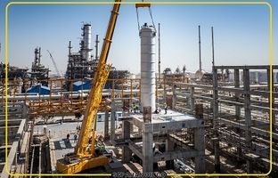 دستاورد فنی چشمگیر نفت سپاهان در مسیر تولید روغن فرایند سبز؛ نصب تجهیزات اکستراکتورهای پروژه TDAE در پالایشگاه نفت سپاهان