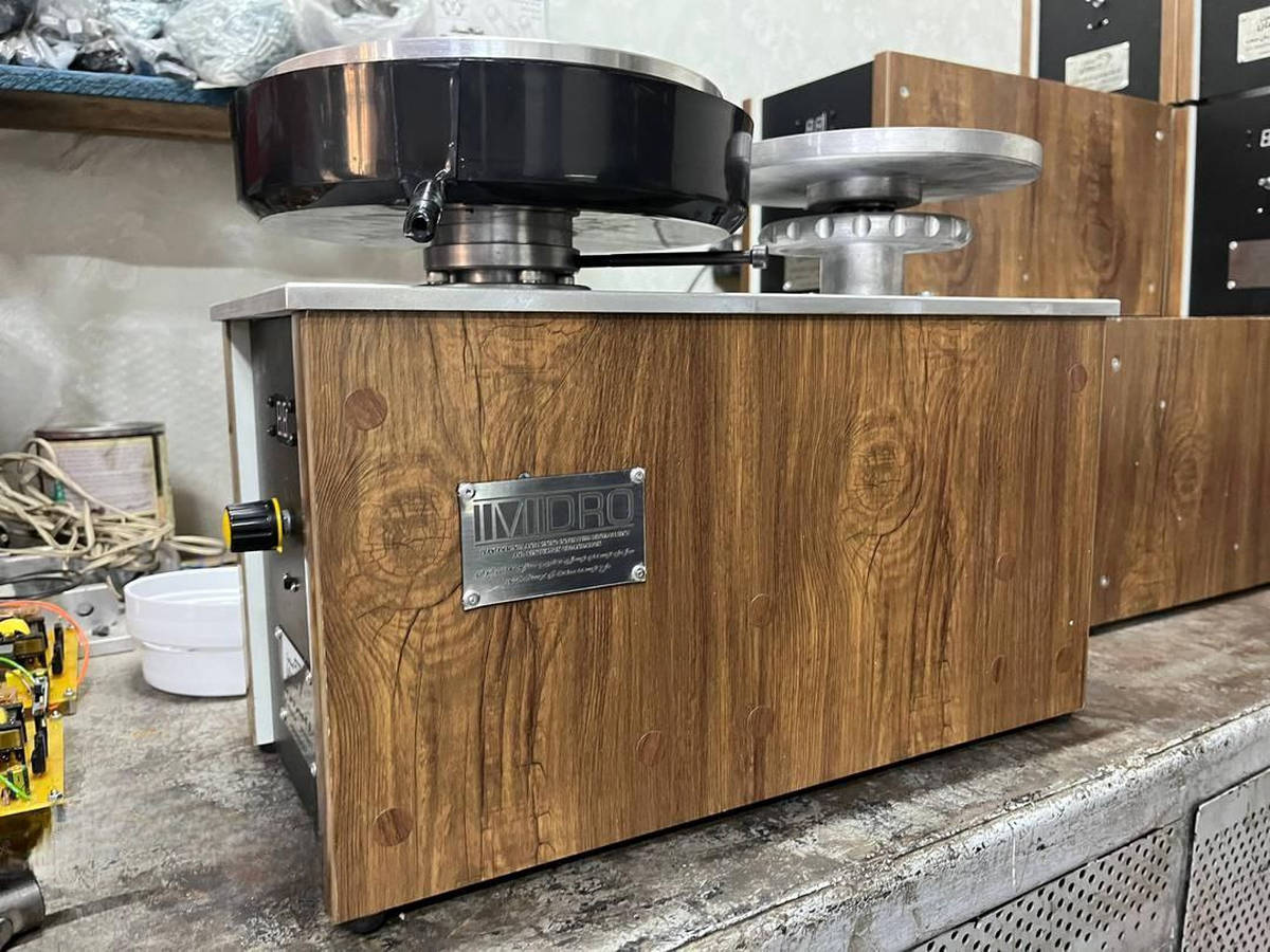 تجهیز کارگاه های گوهر تراشی در ۱۶ مرکز آموزش فنی ‌و حرفه‌ای کشور 