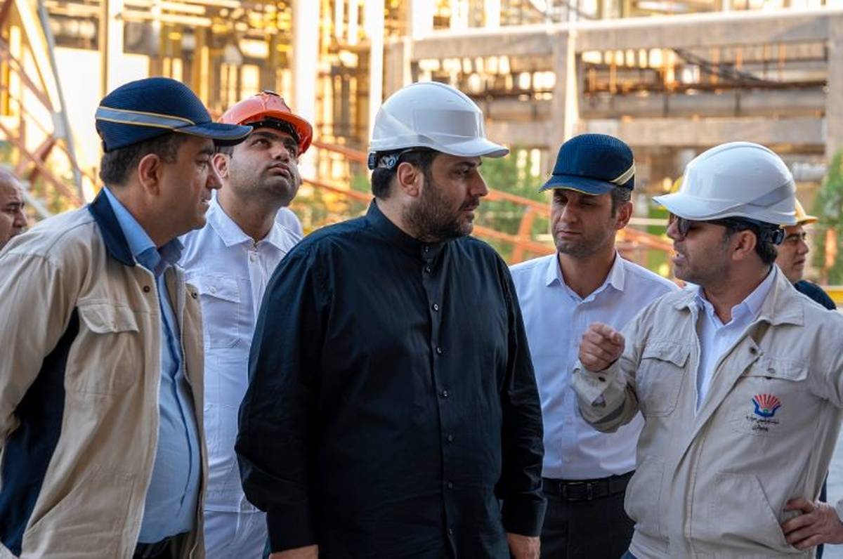 اولین بازدید میدانی مدیرعامل پتروشیمی مروارید از واحدهای تولیدی مجتمع