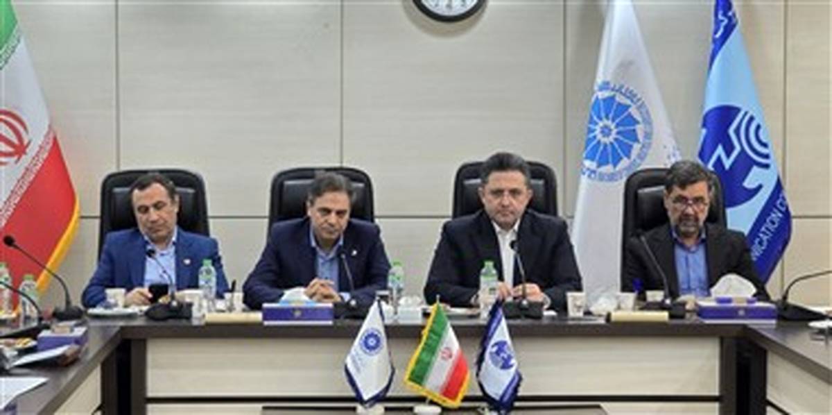 تحول بزرگ مخابرات ایران در پروژه مهاجرت به فیبر نوری؛ مراکز استان ها به‌زودی کارگاه بزرگ ارتباطی کشور می‌شود