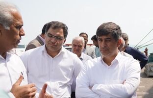 بازدید مدیرعامل گروه فولاد مبارکه از اسکله بارکو و ارزیابی دروازه صادرات غیر نفتی کشور