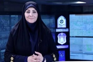 یک میلیون و ششصد هزار فقره اعمال قانون برای موتور سیکلت سوارها در تهران فقط به خاطر عدم استفاده از کلاه ایمنی / ۸۰۸ هزار جریمه برای استفاده از تلفن همراه حین رانندگی /۶۲۰ هزار اعمال قانون برای عدم استفاده از کمربند ایمنی در سال ۱۴۰۴