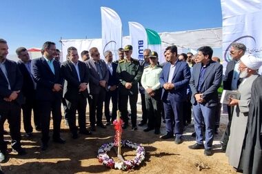 پتروفن، پلتفرم نوآوری صنعت پتروشیمی ایران/ شریعتمداری: تبدیل ایده به محصول لازمه بقای صنعت است/ برترین‌های نوآوری در صنعت پتروشیمی در سال ۱۴۰۴ معرفی شدند