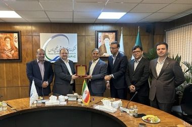 همکاری مشترک بانک تجارت و وزارت کار برای حمایت از صنعت پوشاک