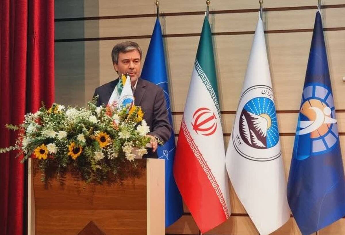 به دنبال افزایش سهم بیمه ایران در بازار هستیم با بنیان قوی بیمه ایران از چالش های فعلی عبور می کنیم