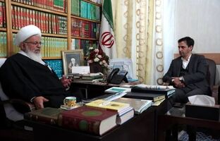 دیدارهای جداگانه مدیر عامل چادرملو با امامان جمعه یزد و اردکان