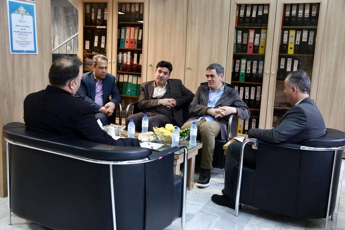 بازدید رییس کل بیمه مرکزی از شعبه چالوس بیمه نوین