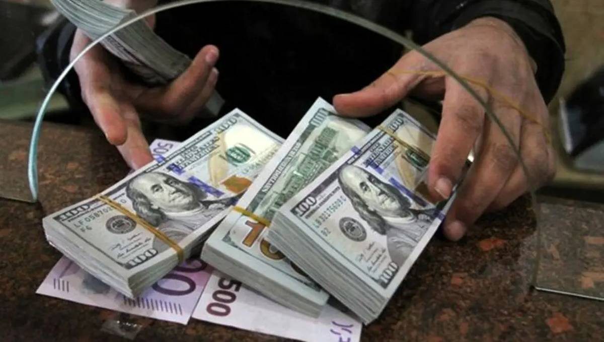 شرط کاهش نرخ دلار تا ۶۱ هزار تومان/ رد پای امارات در گرانی‌های دلار ؟