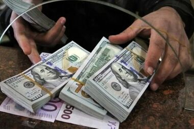 تلاطم در بازار ارز با غول تورم؛ راهکار: کنترل حجم نقدینگی