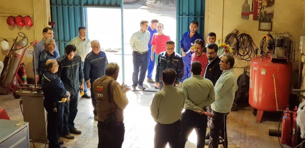  دیدار معاون منابع انسانی و امور اجتماعی با کارکنان آتش نشانی و ایمنی فولاد خوزستان