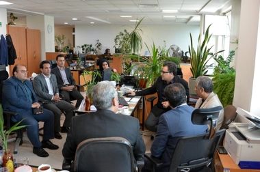 بازدید مدیرعامل بانک صنعت و معدن از شعبه بورس کالای ایران