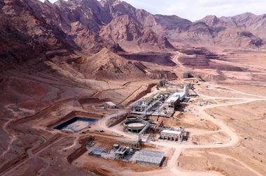 ایمیدرو؛ غرفه برتر دومین نمایشگاه بین المللی گوهرسنگ ها معرفی شد 