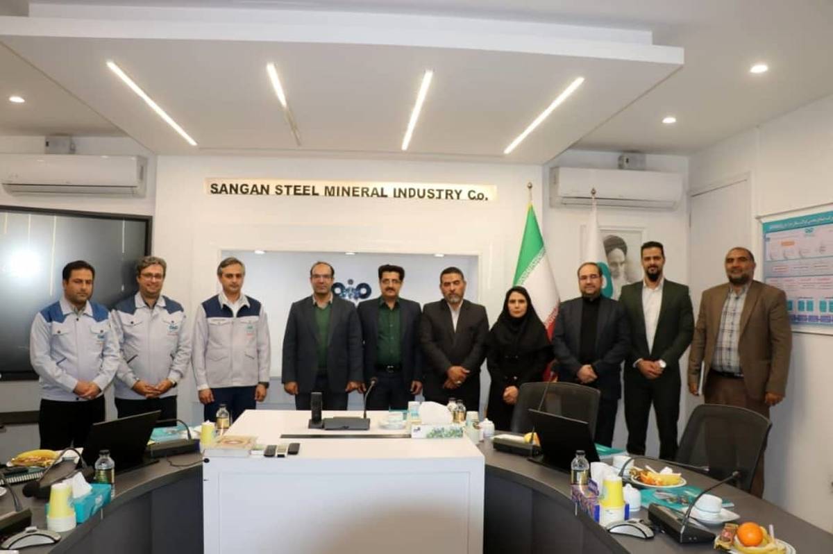 تأکید بر پیوند صنعت و دانشگاه در فولاد سنگان