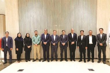 همگامی با تحولات جهانی و ایفای نقش در مسیر کربن‌زدایی