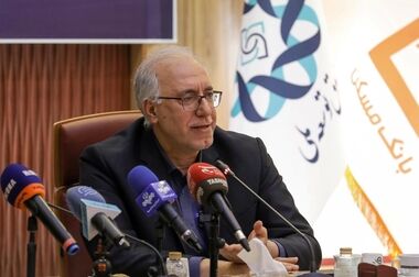 عملکرد دکتر سید عباس حسینی مدیرعامل محترم بانک مسکن و همکاران ایشان در پیشبرد طرح نهضت ملی مسکن، قابل تقدیر است