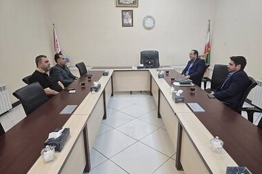 بازدید مدیرعامل بانک توسعه صادرات ایران از گروه صنعتی و کشاورزی آتاویتا