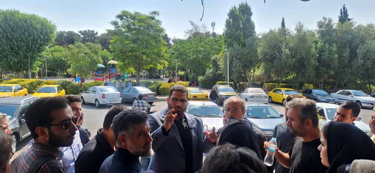 ثبات قیمت در میادین میوه و تره‌بار تهران؛ مرغ گرم همچنان با نرخ ۱۰۸ هزار تومان عرضه می‌شود