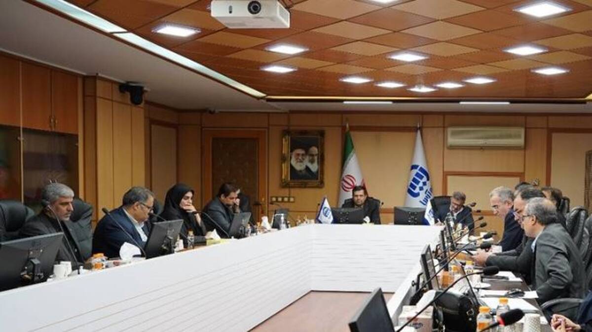 عملکرد و بهره وری مبنای تصمیم گیری بیمه آسیا در سال ۱۴۰۵