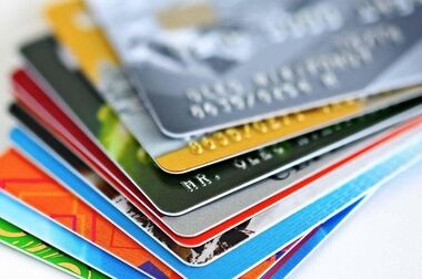 فروش ارز به زائرین اربعین حسینی در شعب منتخب بانک ملی ایران آغاز شد + لیست شعب منتخب