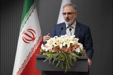 بازدید  وزیر راه و مدیرعامل بانک مسکن از پروژه های نهضت ملی پردیس