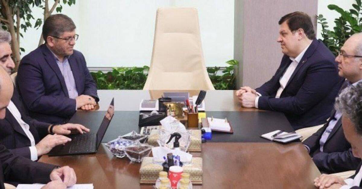 بانک ملت و راه آهن جمهوری اسلامی ایران همکاری های خود را گسترش می دهند