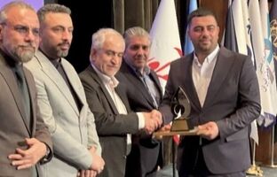 دریافت نشان «مدیر شایسته» سال توسط اتبین یحیایی