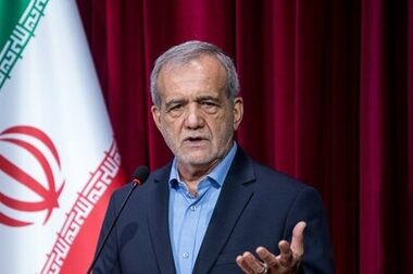 پزشکیان: می‌توانیم کمبود مدارس را با کمک بسیج برطرف کنیم