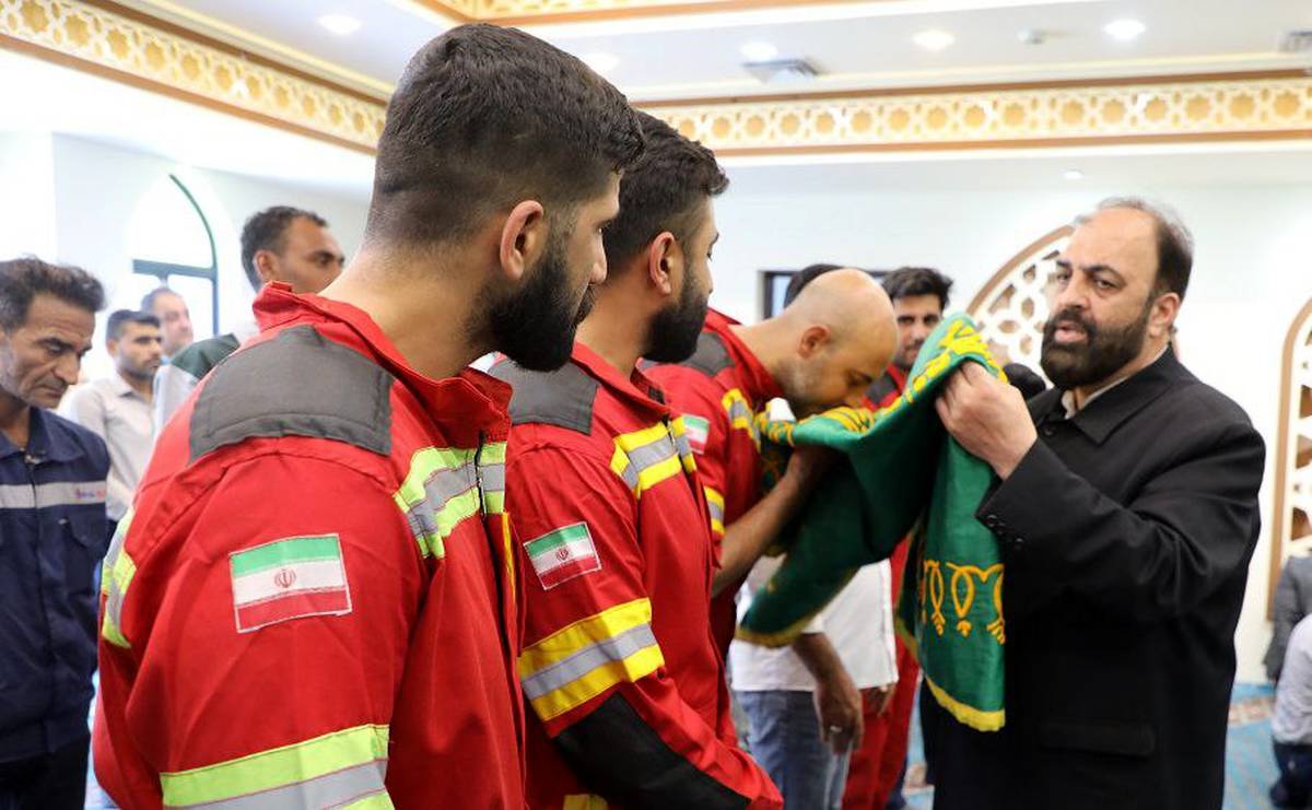  حضور کاروان خادمین حرم مطهر حضرت امام رضا (ع) در شرکت صبا فولاد خلیج فارس