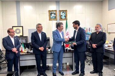 تودیع و معارفه در بیمه البرز؛ محمدرضا توکلی سکان دار مدیریت امور شعب شد