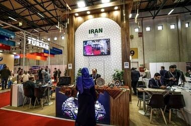 نخستین جلسه حضوری کارگروه شناسایی و صیانت از وسیله‌های نقلیه تاریخی برگزار شد