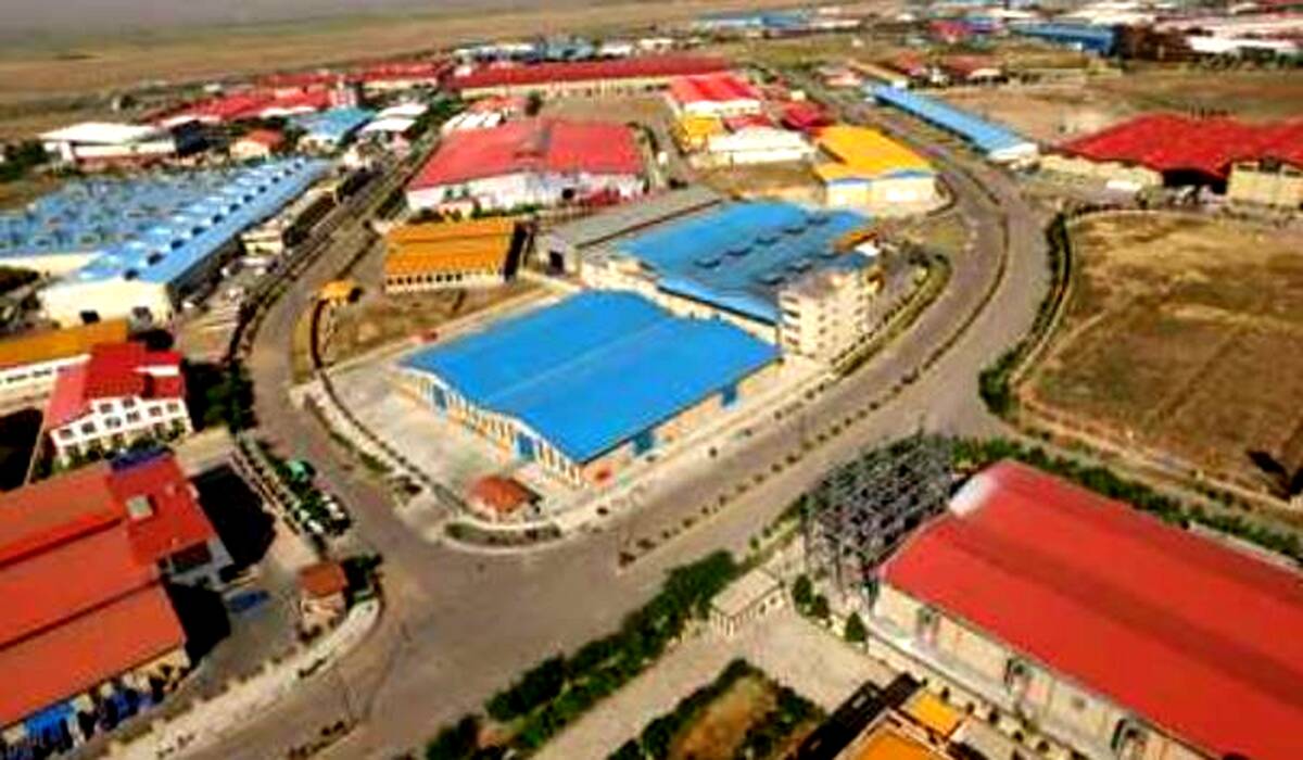 تمدید مشوق‌ سرمایه گذاری در شهرک‌های صنعتی تا پایان سال / استمرار کاهش ۱۰ درصدی بخش نقدی قراردادها