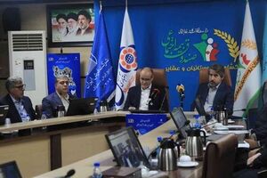 امضای سند همکاری بین صندوق بیمه اجتماعی و شرکت سهامی فرش ایران با حضور دکتر جمالی