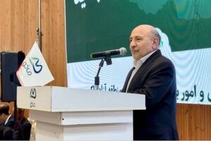 تجلیل منطقه آزاد ماکو از معلمان نمونه و تأکید بر هوشمندسازی مدارس