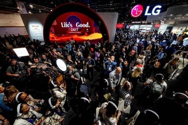 چرا تلویزیون LG QNED evo تجربه‌ی بازی را به سطحی فراتر از تصور شما می‌برد؟