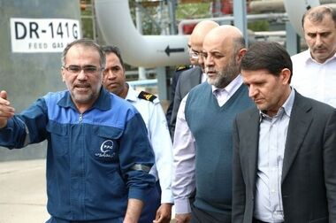 درخشش پتروشیمی پارس در یازدهمین جایزه تعالی صنعت پتروشیمی/ تندیس بلورین به استایرن مونومر ساز بزرگ‌ ایران رسید