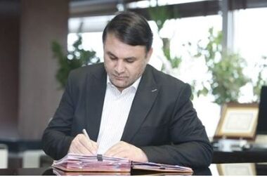 آیین معارفه و تکریم مدیرعامل شرکت سرمایه‌گذاری امید برگزار شد