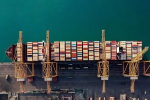 گروه کشتیرانی جمهوری اسلامی ایران شرکت حمل و نقلی برتر کشور شناخته شد